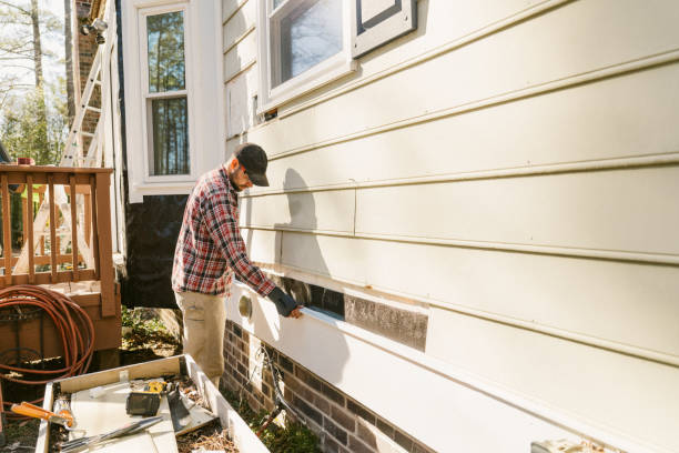 Trusted Emergency Siding Repair service in Marion, IL - Creative Siding
